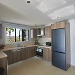 Moderne- Geraeumige Ferienvilla By Interhome