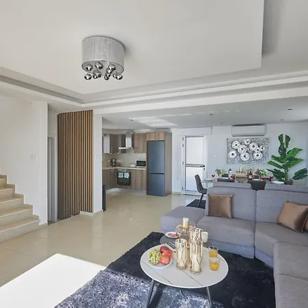 Feriehus Moderne- Geraeumige Ferienvilla By Interhome Ayia Napa