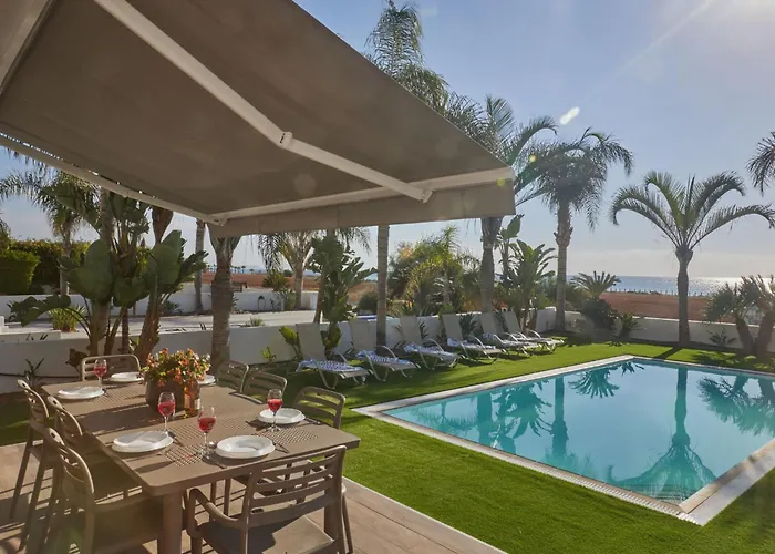 Moderne- Geraeumige Ferienvilla By Interhome *