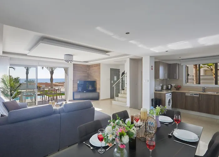 Moderne- Geraeumige Ferienvilla By Interhome Casa vacanze Ayia Napa