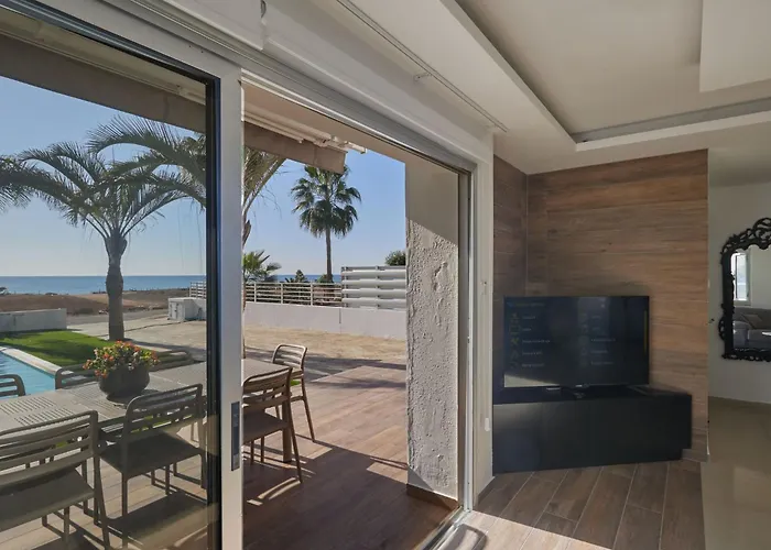 Moderne- Geraeumige Ferienvilla By Interhome Ayia Napa